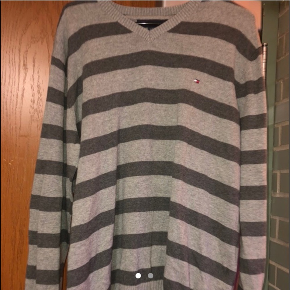 tommy hilfiger sweater